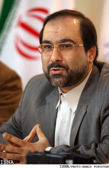 دبير شوراي عالي انقلاب فرهنگي:
شورا هيچ مصوبه‌اي درباره‌ي مميزي كتاب ندارد
سي‌وچند شاخص‌ را براي تحليل محتوا‌ي كتاب‌ها تأييد كرده‌ايم