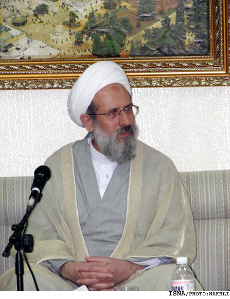 ريشهري در همايش ابعاد حج محمدي (ص):
ابعاد سياسي و اجتماعي حج فراتر از منافع فردي آن است
با برائت از بتهاي نوين ميتوان مشكلات كشورهاي اسلامي را حل كرد ريشهري در همايش ابعاد حج محمدي (ص):
ابعاد سياسي و اجتماعي حج فراتر از منافع فردي آن است
با برائت از بتهاي نوين ميتوان مشكلات كشورهاي اسلامي را حل كرد