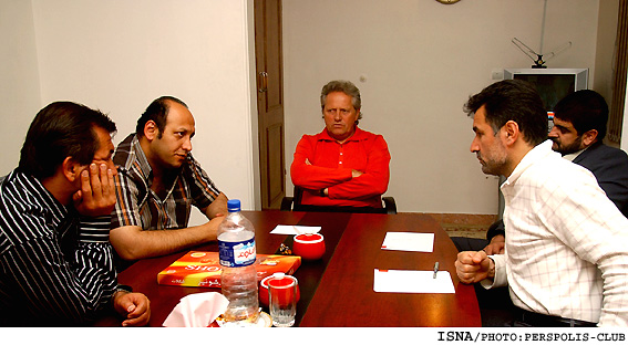 باشگاه پرسپوليس با آري‌هان قطع همكاري كرد