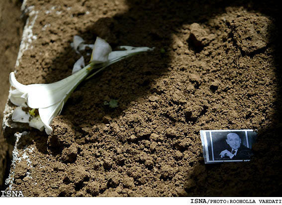 مرد تواناي معماري ايران در خاك بهشت زهرا (س) آرام گرفت