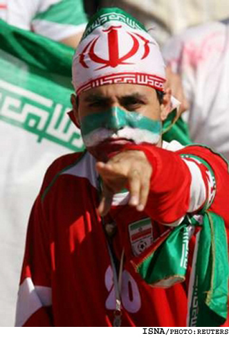 /خبرنگار اعزامي ايران به آلمان/
دو نيمه‌ي كاملا متفاوت ايران در شكست 3 بر يك برابر مكزيك