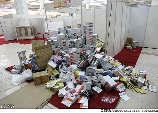 معاون اجرايي نمايشگاه كتاب:
اشكالات تا آخر وقت امروز مرتفع خواهند شد