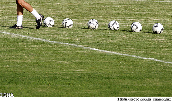 واكاوي حقوقي يك واقعيت تلخ فوتبالي؛
از ميليارد‌ها تومان پول بيت‌المال تا نتايج كاملا اسفناك!
ماهي 100 ميليون تومان دستمزد هم‌راستا با اهداف قانون اساسي است؟