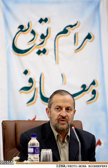 /توديع و معارفه‌ معاونان سياسي وزير كشور/ 
عليرضا افشار: 
نشاط سياسي با حفظ حرمت‌ها، مصالح ملي و دشمن‌ستيزي تحقق‌يافتني است