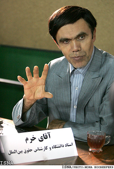 دكتر خرم درگفت‌وگوباايسنا:
اظهارات طالباني از اساس،غلط است
لغو يك‌جانبه قرارداد1975 قانوني وحقوقي نيست
اگرعراق عهدنامه را قبول ندارد،بايد به ايران نامه بدهد