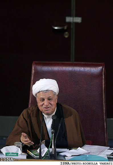 هاشمي رفسنجاني در اجلاس خبرگان:/1/
ـ به طور جدي حضور پرشور مردم در انتخابات را خواستاريم
ـ بحث ماهواره،موشك‌ها ونيروگاه بوشهر از افتخارات دوران دفاع مقدس است