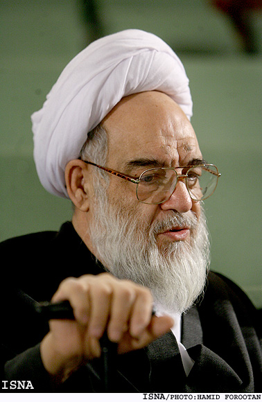 *همايش حقوق مطبوعات*
آيت‌الله عميد زنجاني:
نبايد به بهانه آزادي مطبوعات حيثيت مطبوعات لگدمال شود