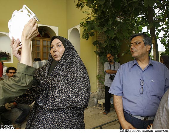 پروانه معصومي جايگزين ثريا قاسمي
«مثل هيچ‌كس» در خانه‌ي «داداشي» ادامه مي‌يابد
تهيه‌كننده: براي رسيدن سريال به ماه رمضان تلاش مي‌كنيم