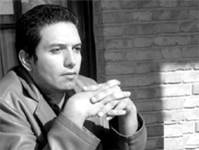 *ساده‌نويسي در شعر امروز*
گروس عبدالملكيان: ساد‌ه‌نويسي بهترين مسير براي رسيدن به طبيعت زبان است