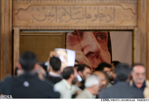 در بزرگداشت صفارزاده در دانشگاه تهران عنوان شد:
تأسيس «بنياد بيداري» در راه اهداف طاهره صفارزاده