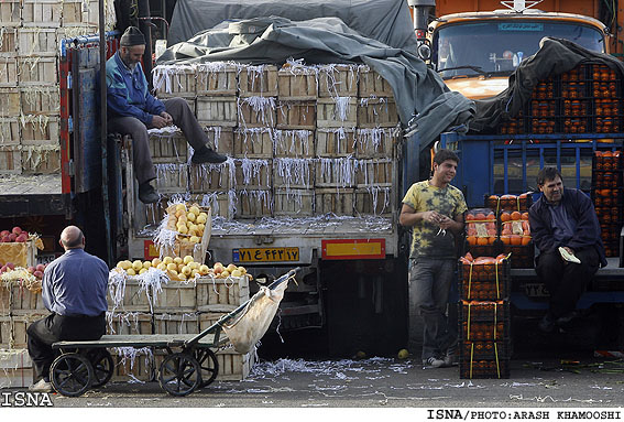 /جزييات واردات 117 ميليون دلاري ميوه/
* واردات انبه هندي از امارات!
* از پرتقال‌هاي چيني و مصري تا سيب‌هاي ايتاليايي