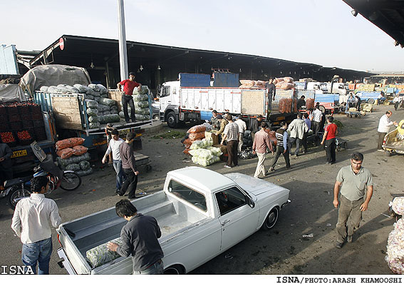 *ميوه‌هاي وارداتي در چنگال دلالي و گراني*
فاصله فاحش قيمت‌ها از واردات تا عرضه
