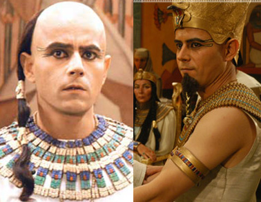 گفت‌وگو با رحيم نوروزي: 
در ايفاي نقشي چون «آخناتون» بيش از هر چيز اعمال بازيگر به چشم مي‌آيد