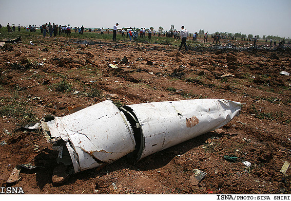 مروري بر بازتاب خبر فاجعه سقوط هواپيماي كاسپين در روزنامه‌هاي روز پنجشنبه
