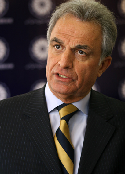 عضو كميته نهضت كاهش قيمت تمام‌شده تشريح كرد:/1/
* 130 راهكار منطقي‌كردن قيمت تمام شده
* وظايف 8 دستگاه دولتي براي كاهش قيمت تمام شده