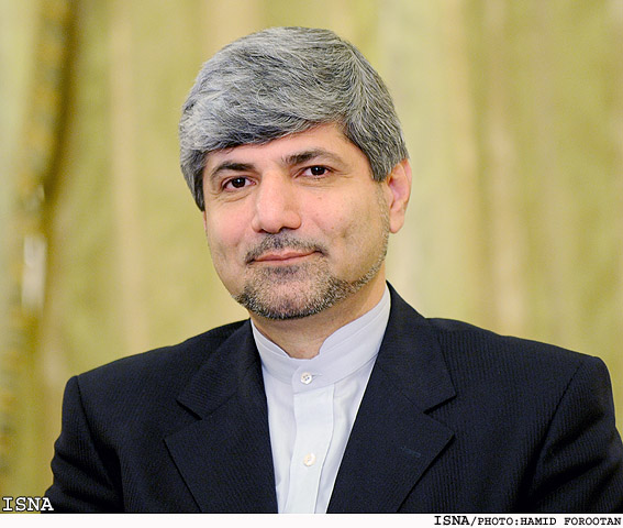 سخنگوي وزارت امور خارجه:
كسي مخالف خروج اورانيوم از كشور نيست
براي تحويل سوخت بايد تضمين صد درصدي داده شود