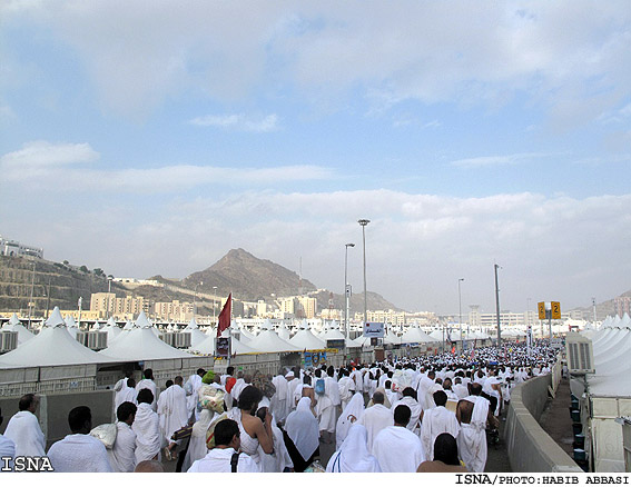 حاشيه‌هاي خبرنگار اعزامي ايسنا از نخستين رمي جمره در منا