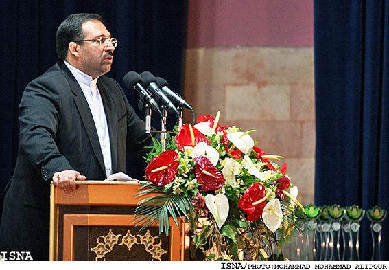 /گزارش ايسنا از اكسپو شانگهاي/
وزير اقتصاد در گفت‌وگو با ايسنا:
تبعيت از تحريم‌ها نه به نفع دولت چين است و نه ملتش