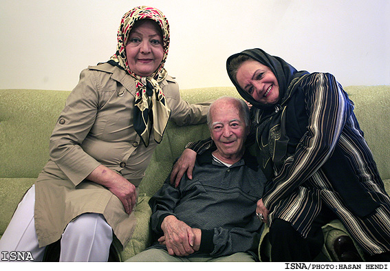 براي درگذشت يكي از قديم‌ترين كارگردان‌ها
اسماعيل رياحي: دوست نداشتم به هرقيمتي در سينما باشم