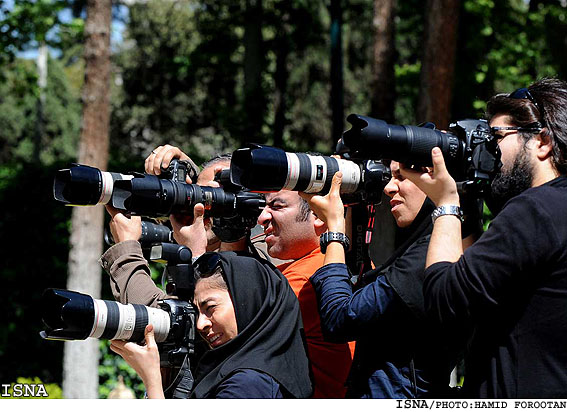 عـكاسي طــــنز به دنبال مخاطب و عكاس