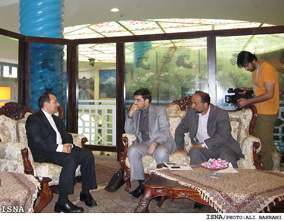 /گزارش ايسنا از اكسپو شانگهاي/
وزير بازرگاني به سنگاپور رفت