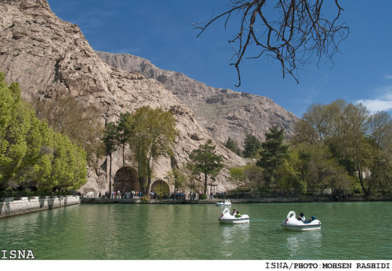 گزارش/
مناطق نمونه گردشگري كرمانشاه، فرصتي براي سرمايه گذاري