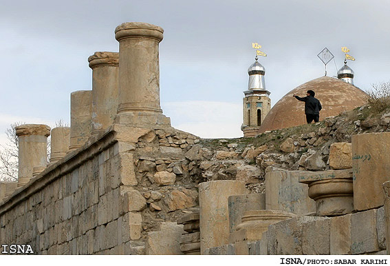 گذري بر بناهاي مذهبي کرمانشاه/25
امامزاده "ابراهيم" کنگاور