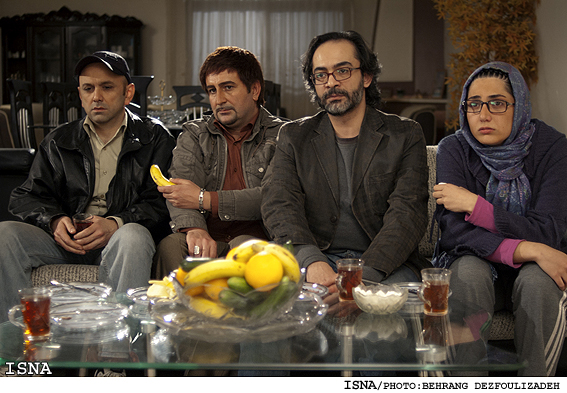 در نامه‌اي خطاب به سجادپور،
عبدالرضا كاهاني براي حضور فيلمش در جشنواره‌ي فيلم فجر سه شرط گذاشت