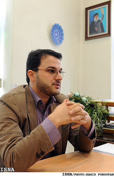 دبيركل بنياد فردوسي:
دكل‌هاي برق ثبت جهاني توس را به تعويق مي‌اندازد