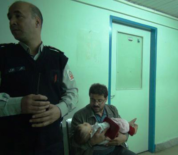 چرخ‌گوشت دست كودك 2ساله را بلعيد