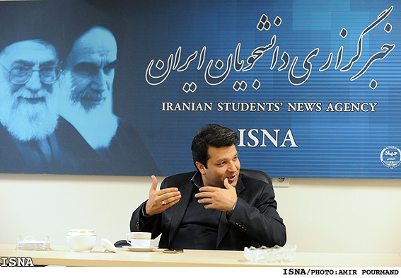 نشست ايسنا با خزاعي پس از جشنواره‌ي فيلم فجر:
ما هنوز به بسياري از استانداردها نرسيده‌ايم 
ترجيح مي‌دهم راهم را به‌عنوان تهيه‌كننده ادامه بدهم