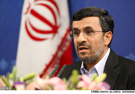 حضور رئيس جمهور در جشن ملي توانمندسازي و كارآفريني كميته امداد امام خميني(ره)