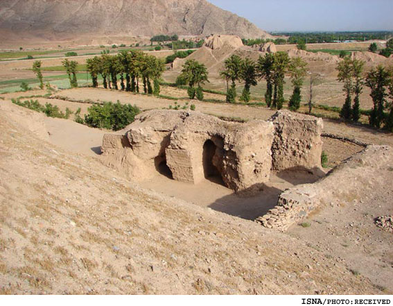 محوطه‌ي تاريخي «دژ رشکان» خريده شد