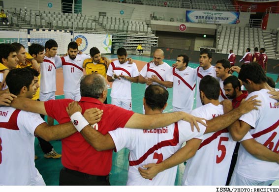 پيش از اعزام به رقابت‌هاي انتخابي جام جهاني
ريمانيچ 17 هندباليست را به اردو دعوت كرد